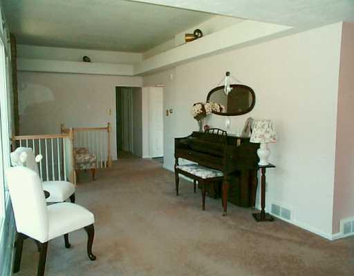106 Frederick Road Economy, PA 15005 - Photo 2 of 8