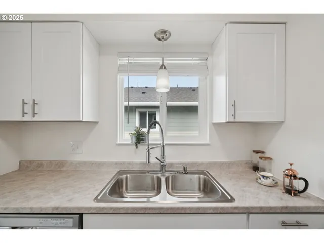 $155,000 | 1495 Northeast Kane Drive, Gresham, OR 97030