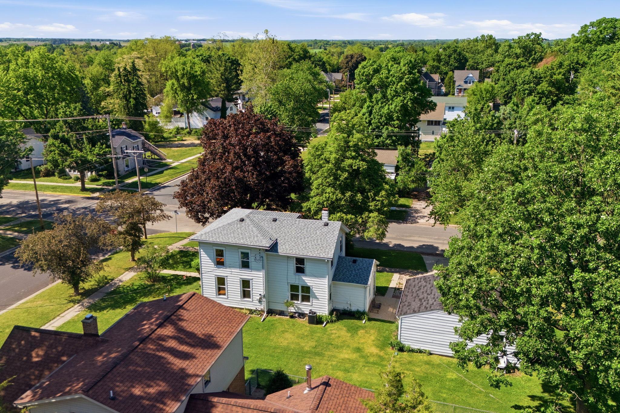 121 North 5th Street Delavan, WI 53115 - Photo 35 of 42