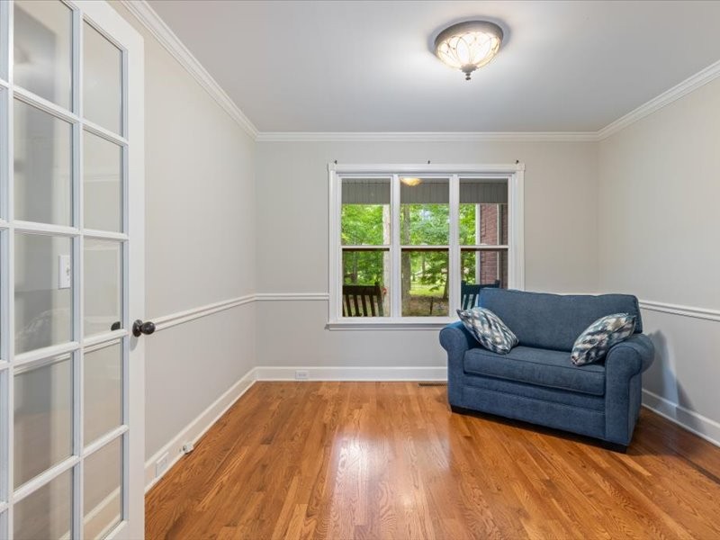 3904 Rowland Road Murfreesboro, TN 37128 - Photo 14 of 26 a living room with furniture and a window