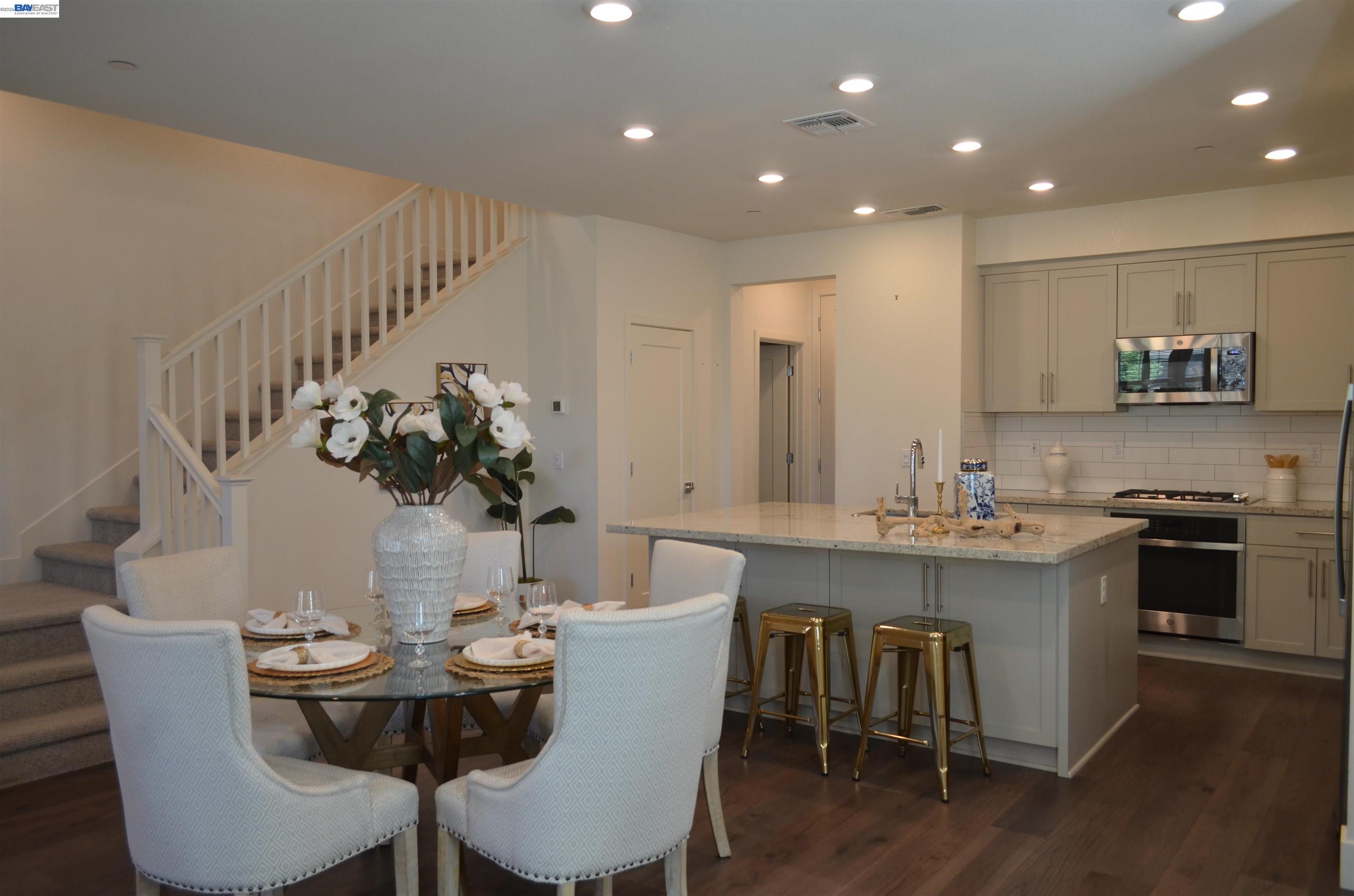 12109 Almeria Way San Ramon, CA 94583 - Photo 3 of 50
