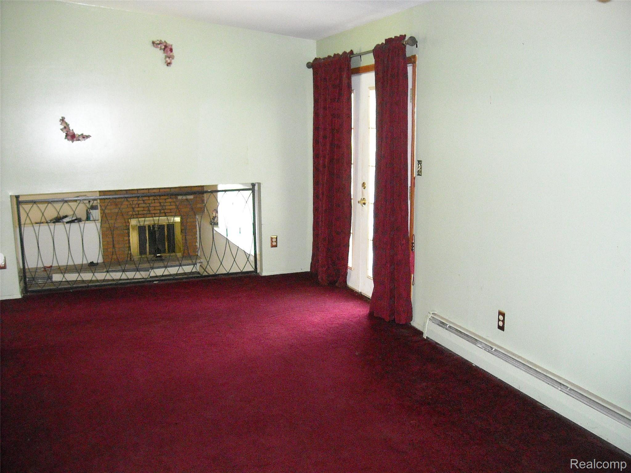 5123 East Mt Morris Road Mount Morris, MI 48458 - Photo 2 of 15 Living Room