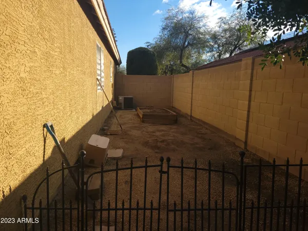 $2,299 | 13406 West Port Royale Lane, Surprise, AZ 85379