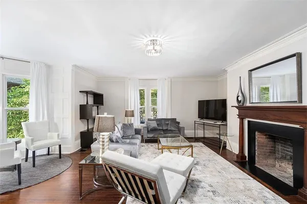 $9,500 | 77 Coggeshall Avenue, Unit N, Newport, RI 02840