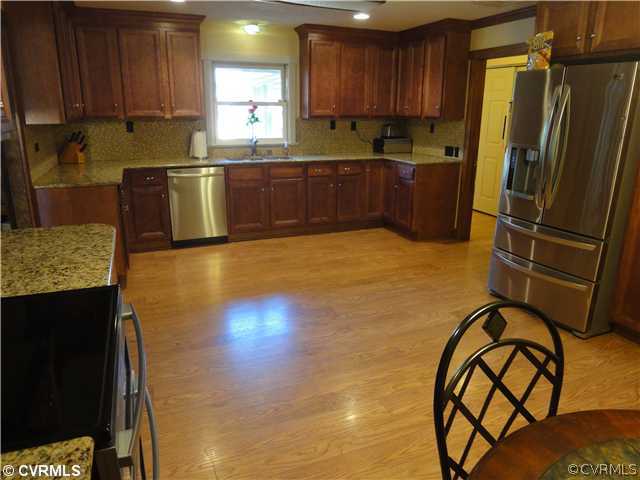 1432 Page Road Midlothian, VA 23113 - Photo 11 of 21 Kitchen