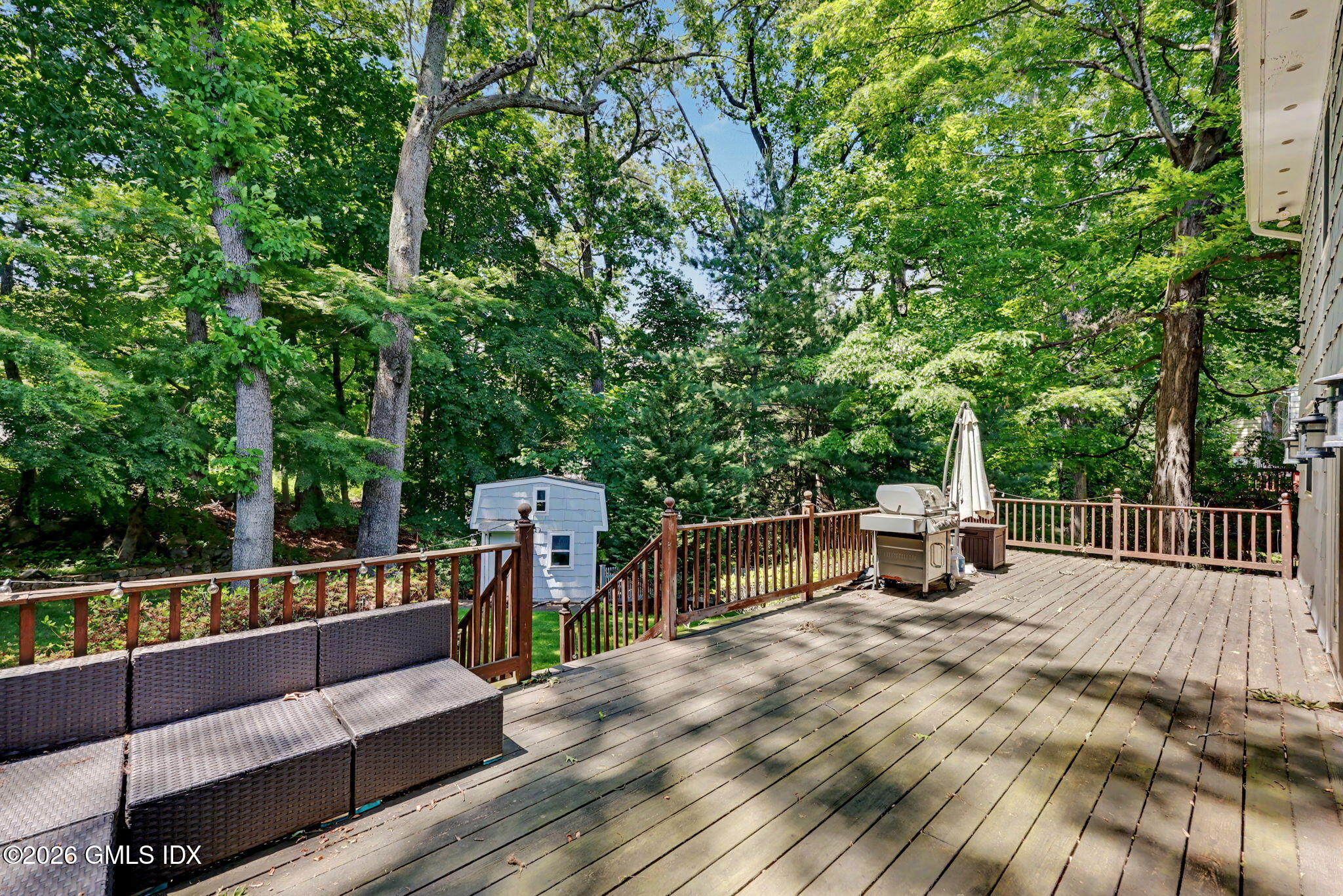 40 Mianus View Terrace Cos Cob, CT 06807 - Photo 2 of 20 37-web-or-mls-40-mianus-view-terrace dec