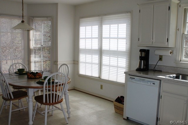 5405 Chestnut Bluff Road Midlothian, VA 23112 - Photo 7 of 19 a dining room with furniture and window