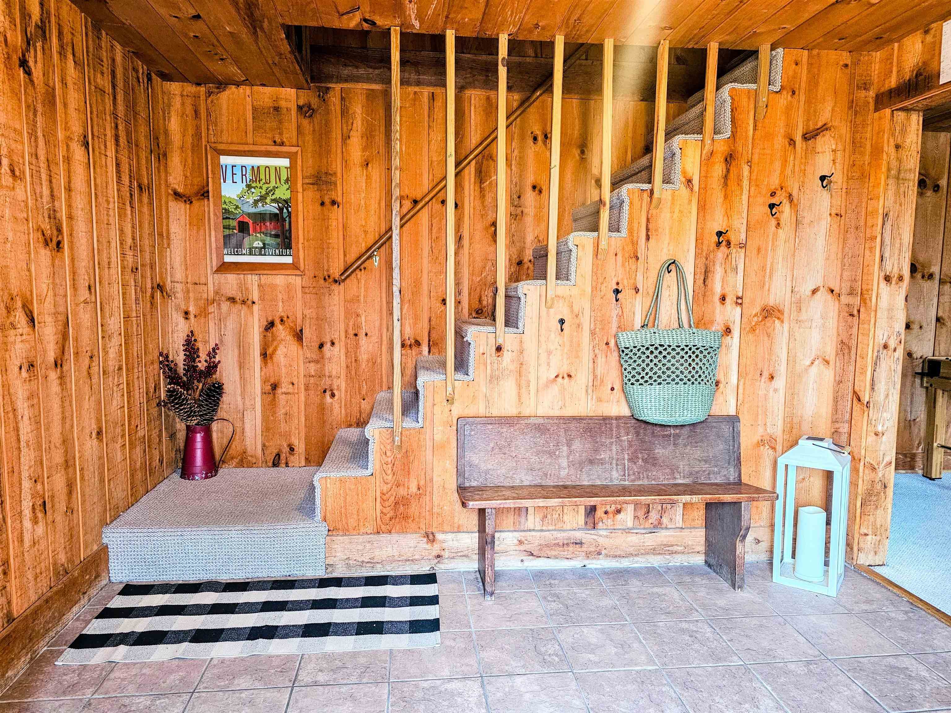 44 Howes Loop Wilmington, VT 05363 - Photo 15 of 37