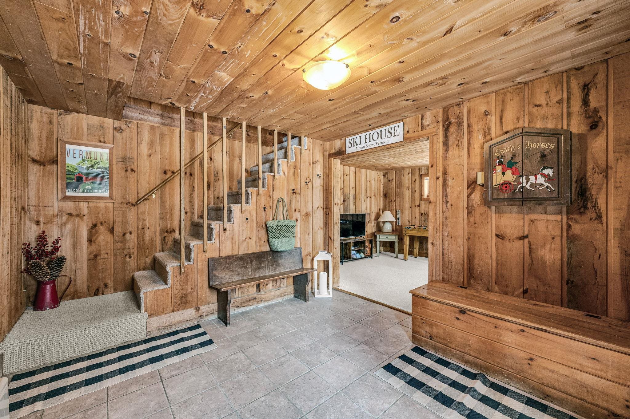 44 Howes Loop Wilmington, VT 05363 - Photo 17 of 37