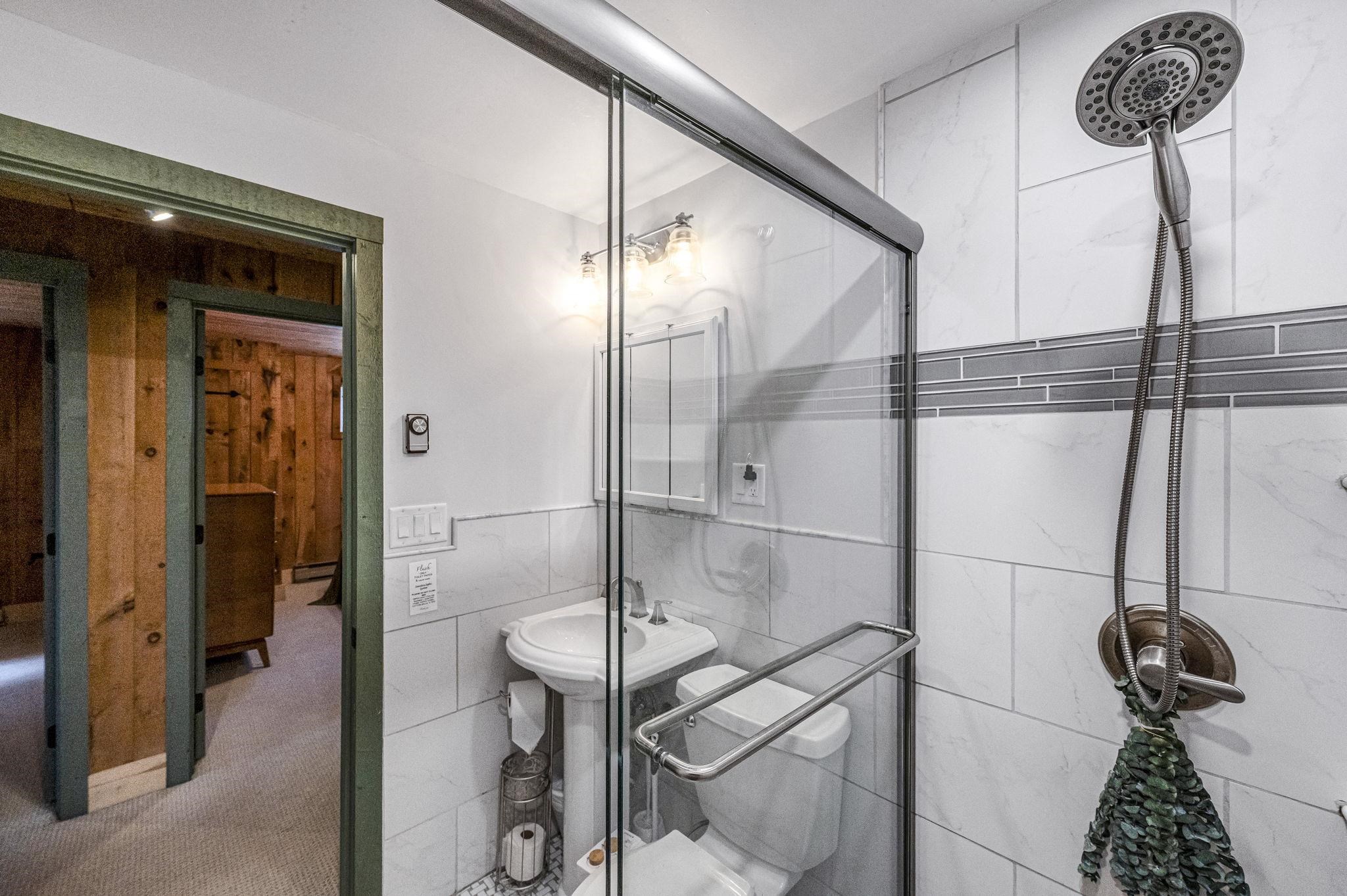 44 Howes Loop Wilmington, VT 05363 - Photo 26 of 37