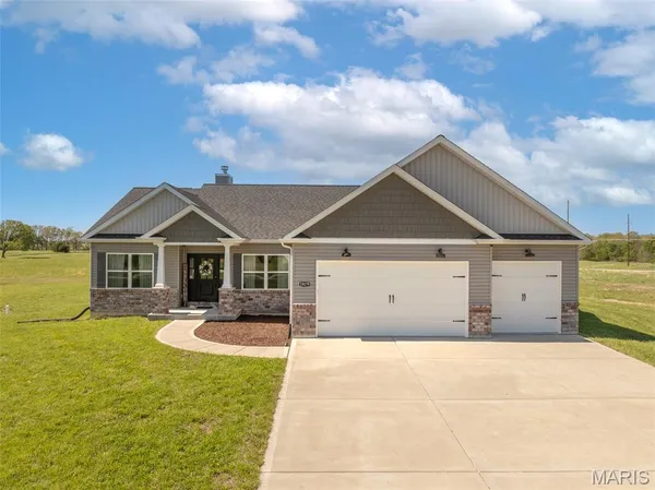 $550,000 | 19179 McGwire Lane, Warrenton, MO 63383