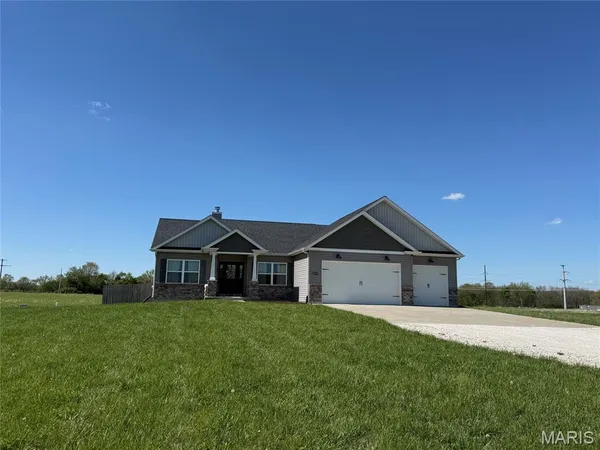 $550,000 | 19179 McGwire Lane, Warrenton, MO 63383