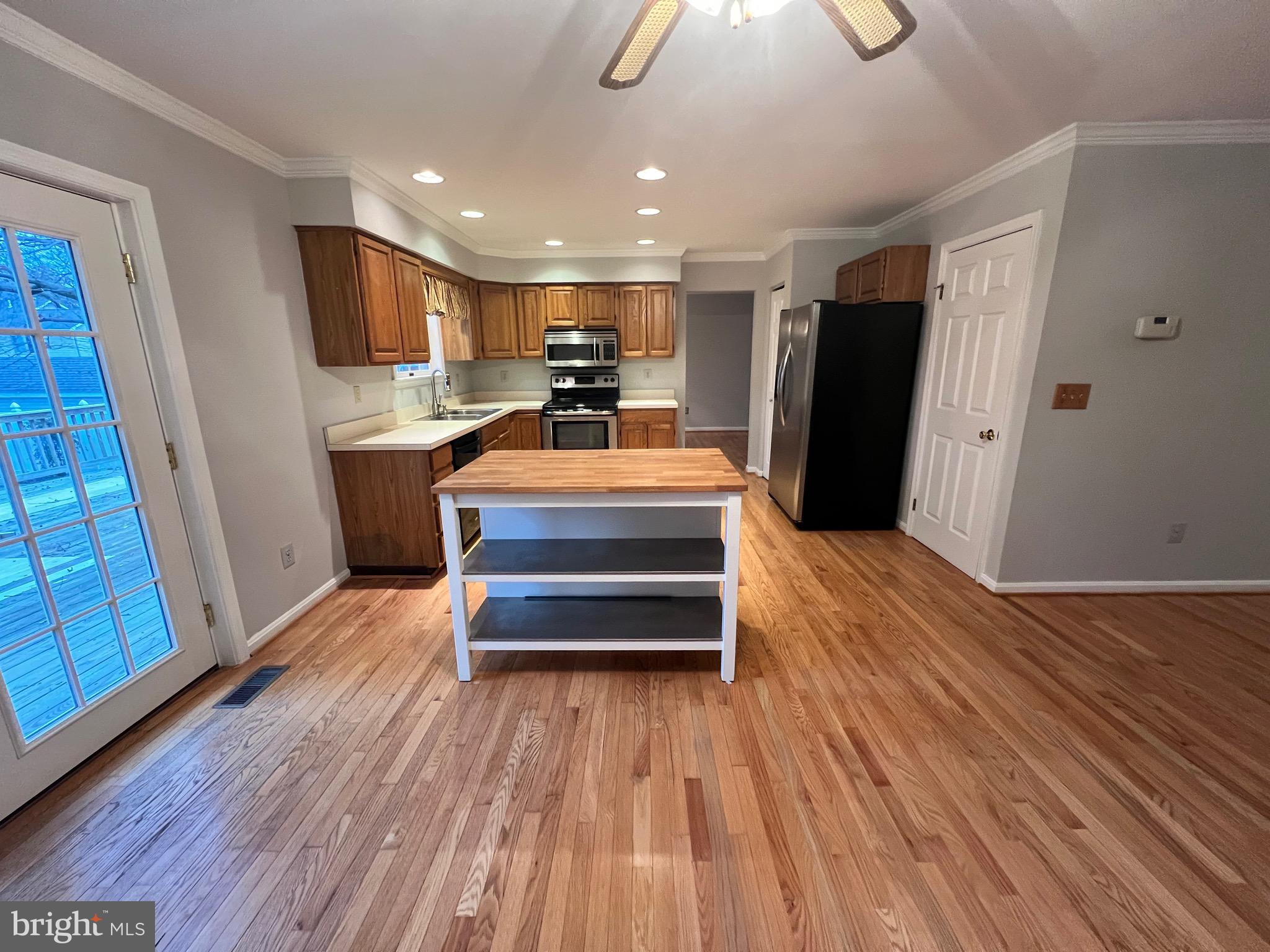978 Annapolis Road Gambrills, MD 21054 - Photo 9 of 47 Gallery Image 9
