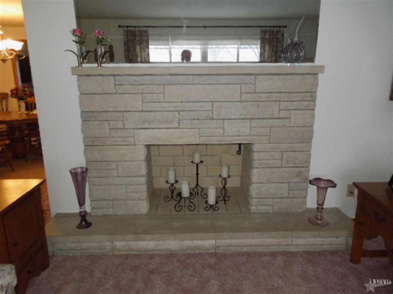 14236 Minnich Road Hoagland, IN 46745 - Photo 5 of 26 Gallery Image 5