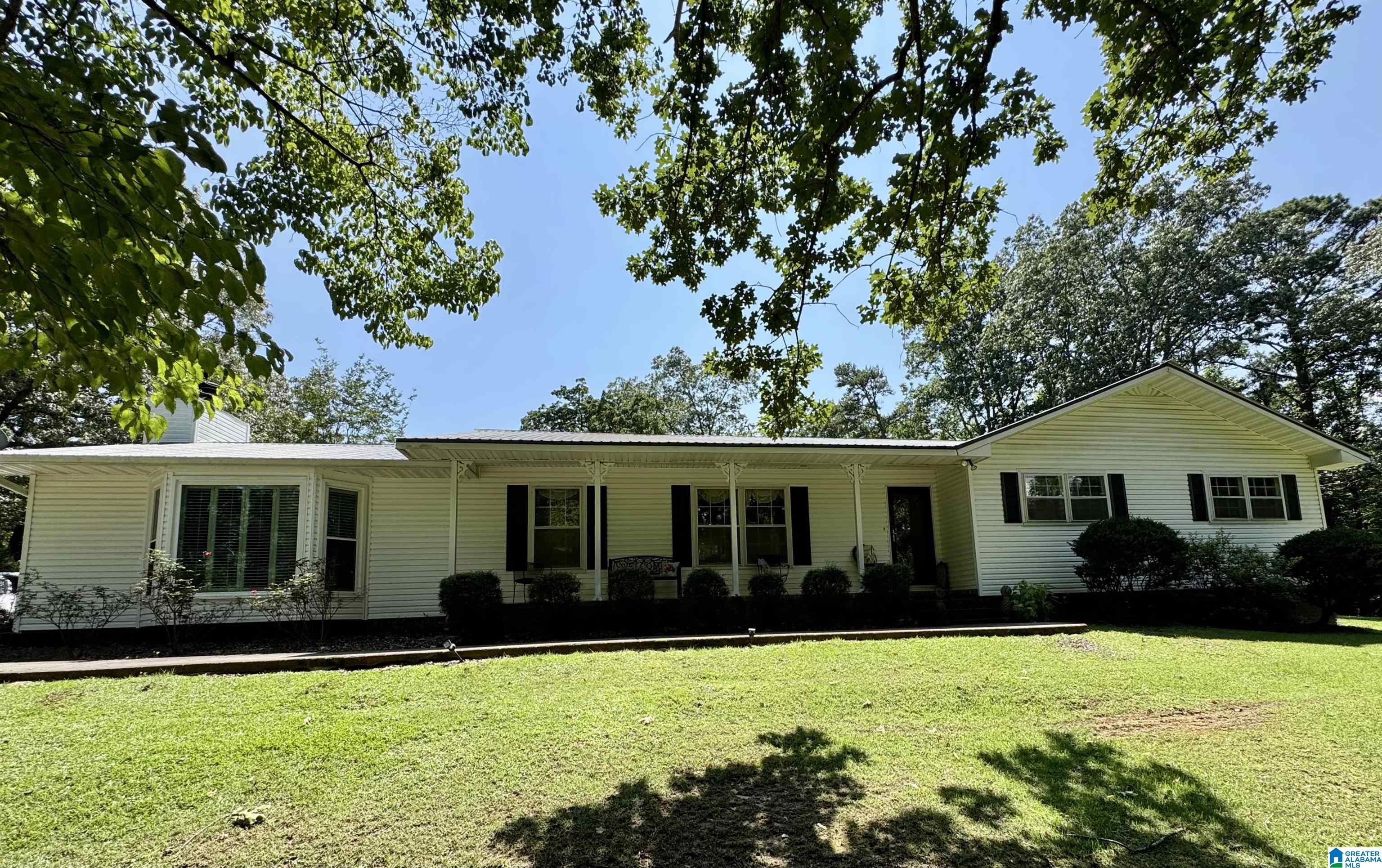 1371 Smoke Rise Trail Warrior, AL 35180 - Photo 2 of 64