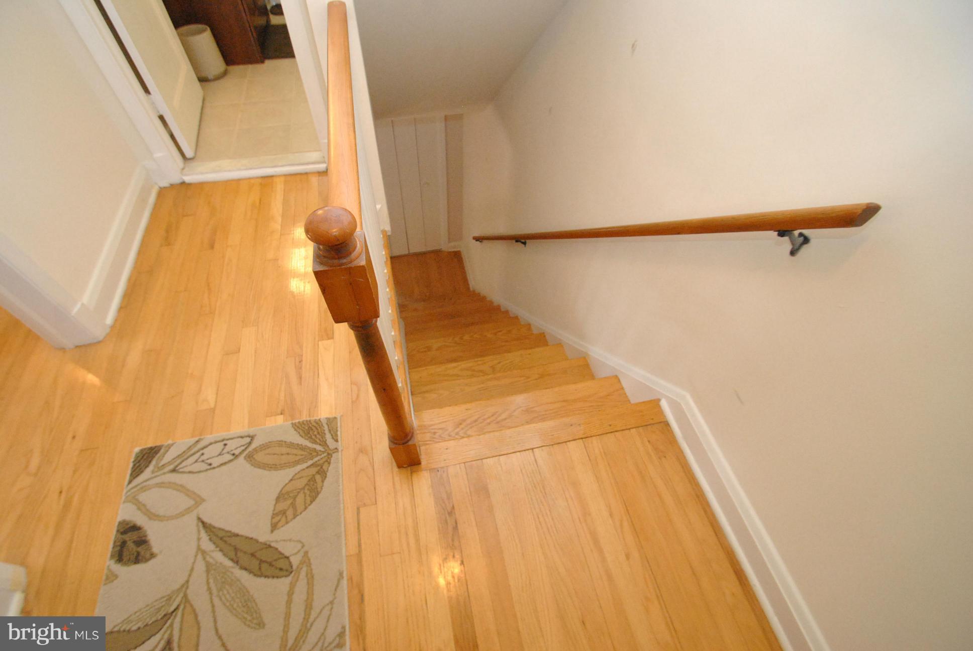 1355 Deanwood Road Baltimore, MD 21234 - Photo 21 of 24 UPPER LEVEL HALLWAY