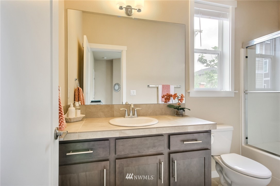 11806 Southeast 191 Street Renton, WA 98058 - Photo 27 of 37 Gallery Image 27