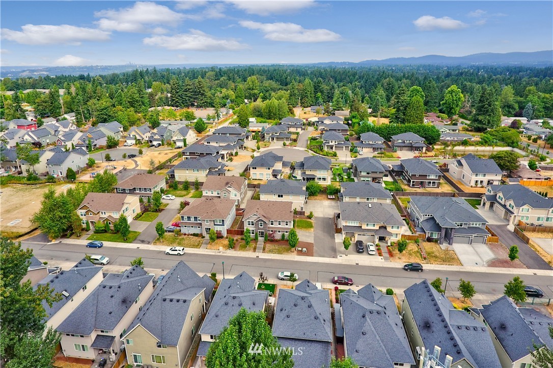 11806 Southeast 191 Street Renton, WA 98058 - Photo 36 of 37 Gallery Image 36