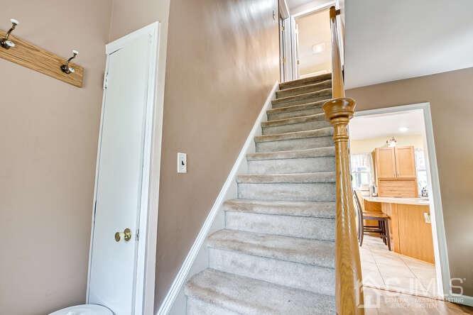 358 Old Post Road Edison, NJ 08817 - Photo 22 of 45 a view of entryway