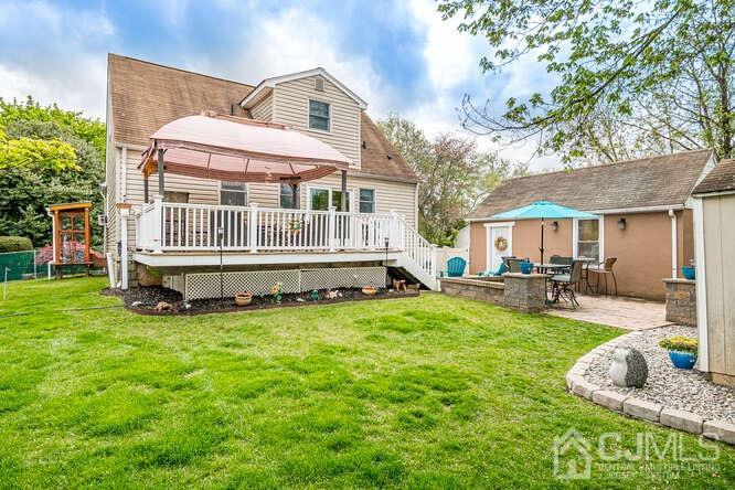 358 Old Post Road Edison, NJ 08817 - Photo 37 of 45 a view of a house with backyard and sitting area