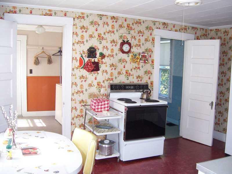 877 Main Road Carmel, ME 04419 - Photo 5 of 35 Kitchen.