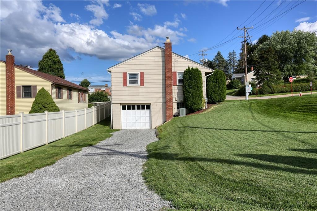 107 Grace Street McKees Rocks, PA 15136 - Photo 16 of 21