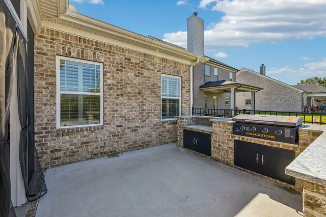 $550,000 | 600 Eagle View Drive, Eagleville, TN 37060