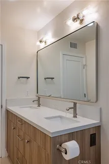 $9,750 | 815 Park Avenue, Laguna Beach, CA 92651