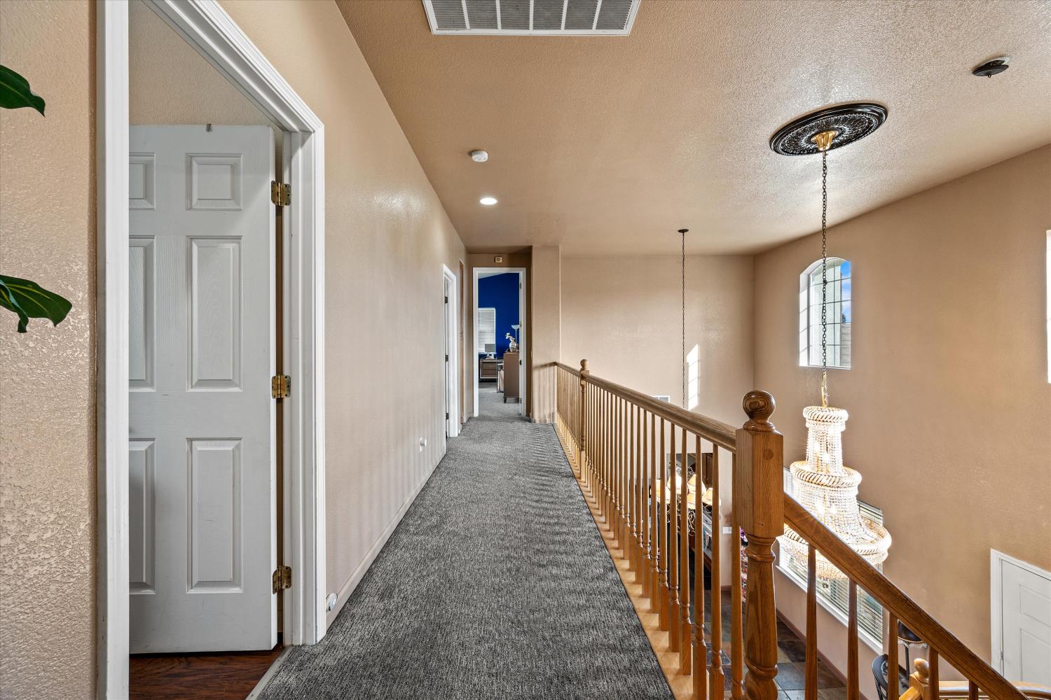 9820 Spring View Way Elk Grove, CA 95757 - Photo 22 of 48