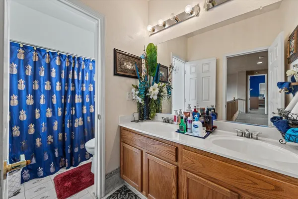 $740,000 | 9820 Spring View Way, Elk Grove, CA 95757