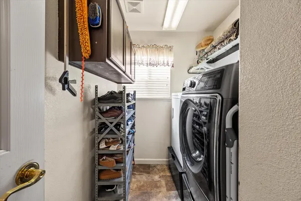 $740,000 | 9820 Spring View Way, Elk Grove, CA 95757