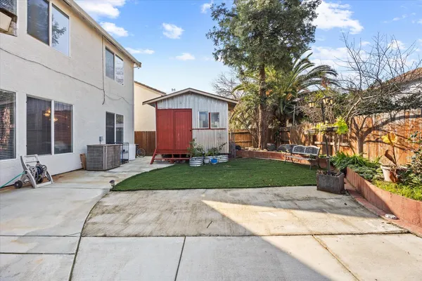 $740,000 | 9820 Spring View Way, Elk Grove, CA 95757