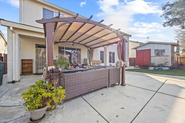 $740,000 | 9820 Spring View Way, Elk Grove, CA 95757