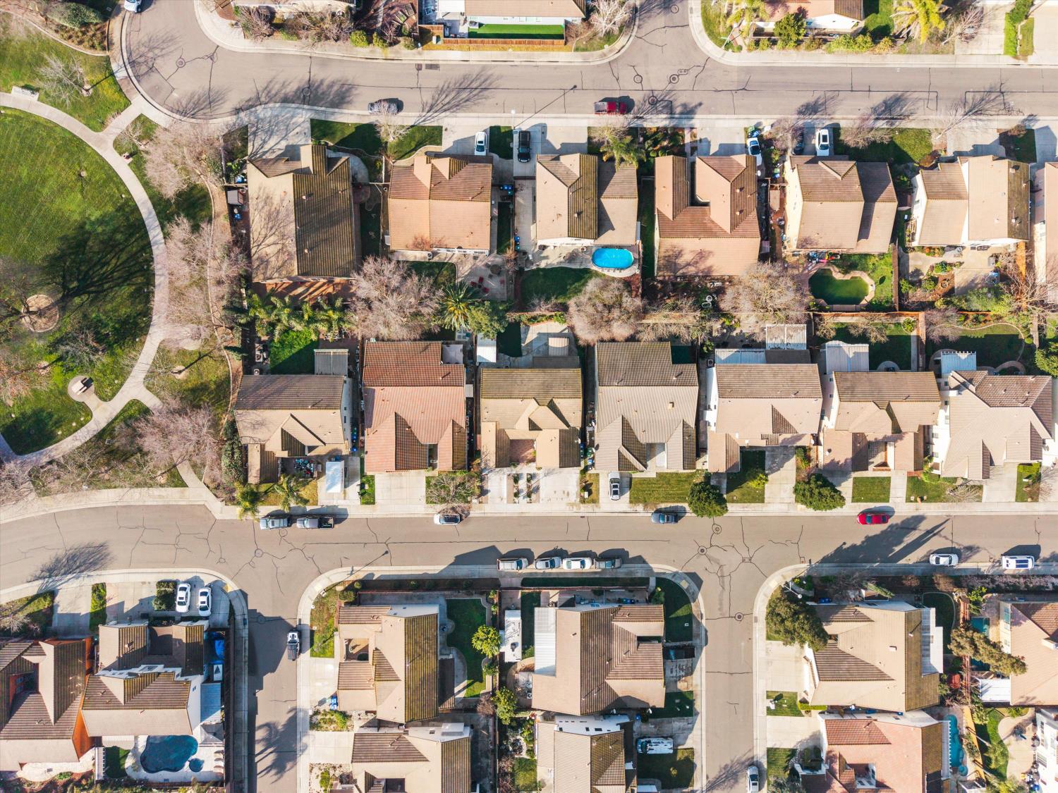 9820 Spring View Way Elk Grove, CA 95757 - Photo 42 of 48