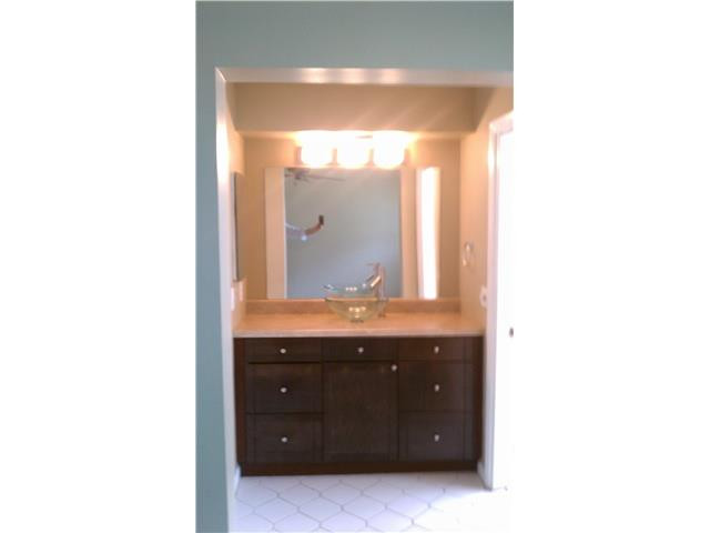 5342 Buckhead Circle, Unit 103 Boca Raton, FL 33431 - Photo 17 of 25 Master Bath/Spa