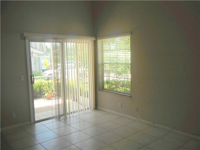 5342 Buckhead Circle, Unit 103 Boca Raton, FL 33431 - Photo 5 of 25 Living Room