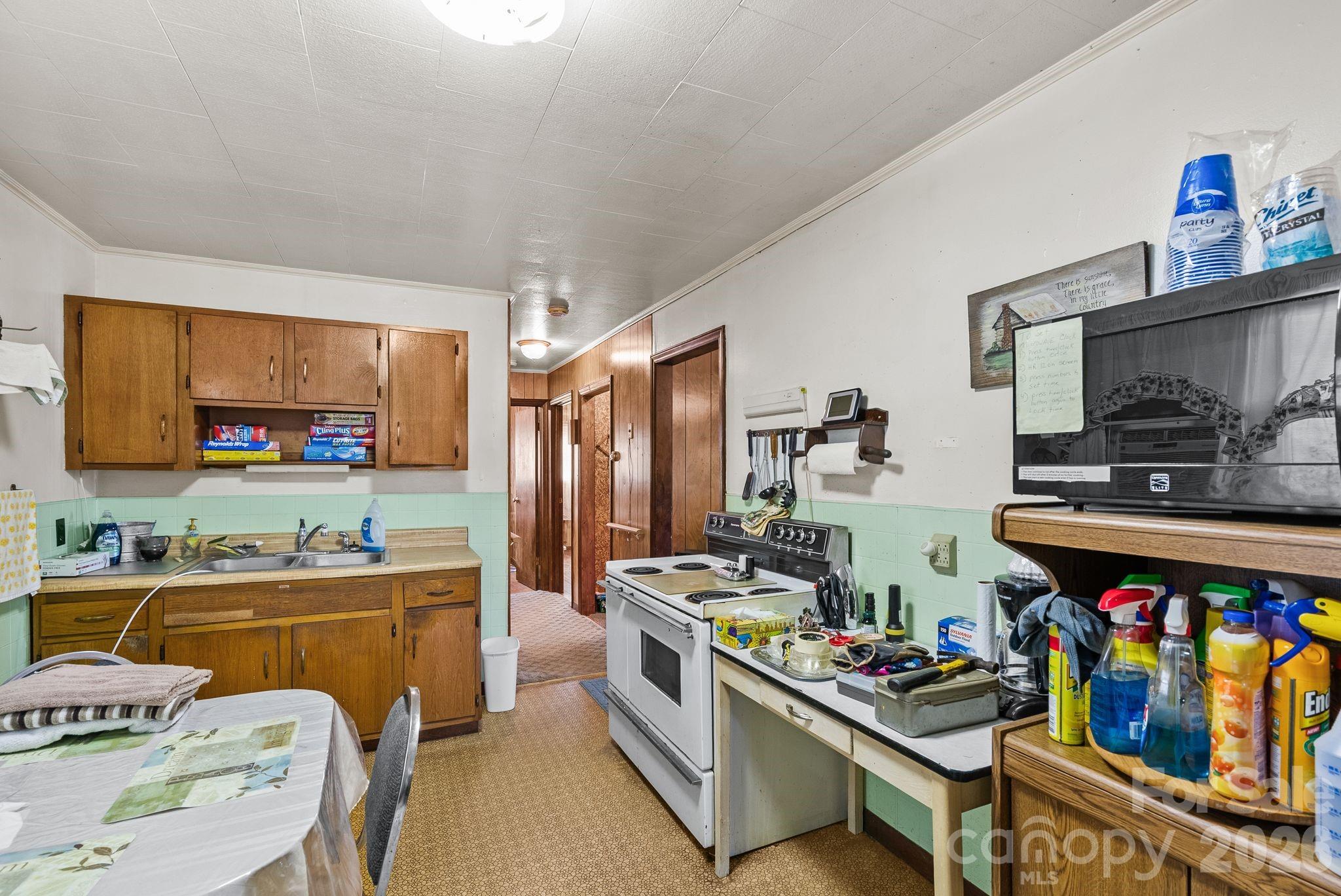 148 Monteith Road Brevard, NC 28712 - Photo 18 of 39