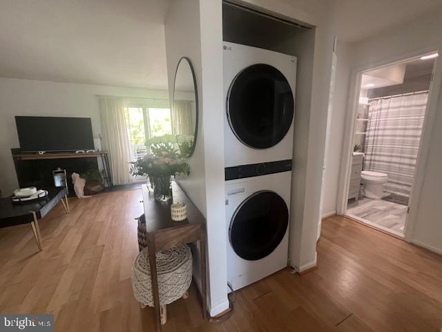 155 39th Street South Brigantine, NJ 08203 - Photo 9 of 17 a living room with furniture and a flat screen tv