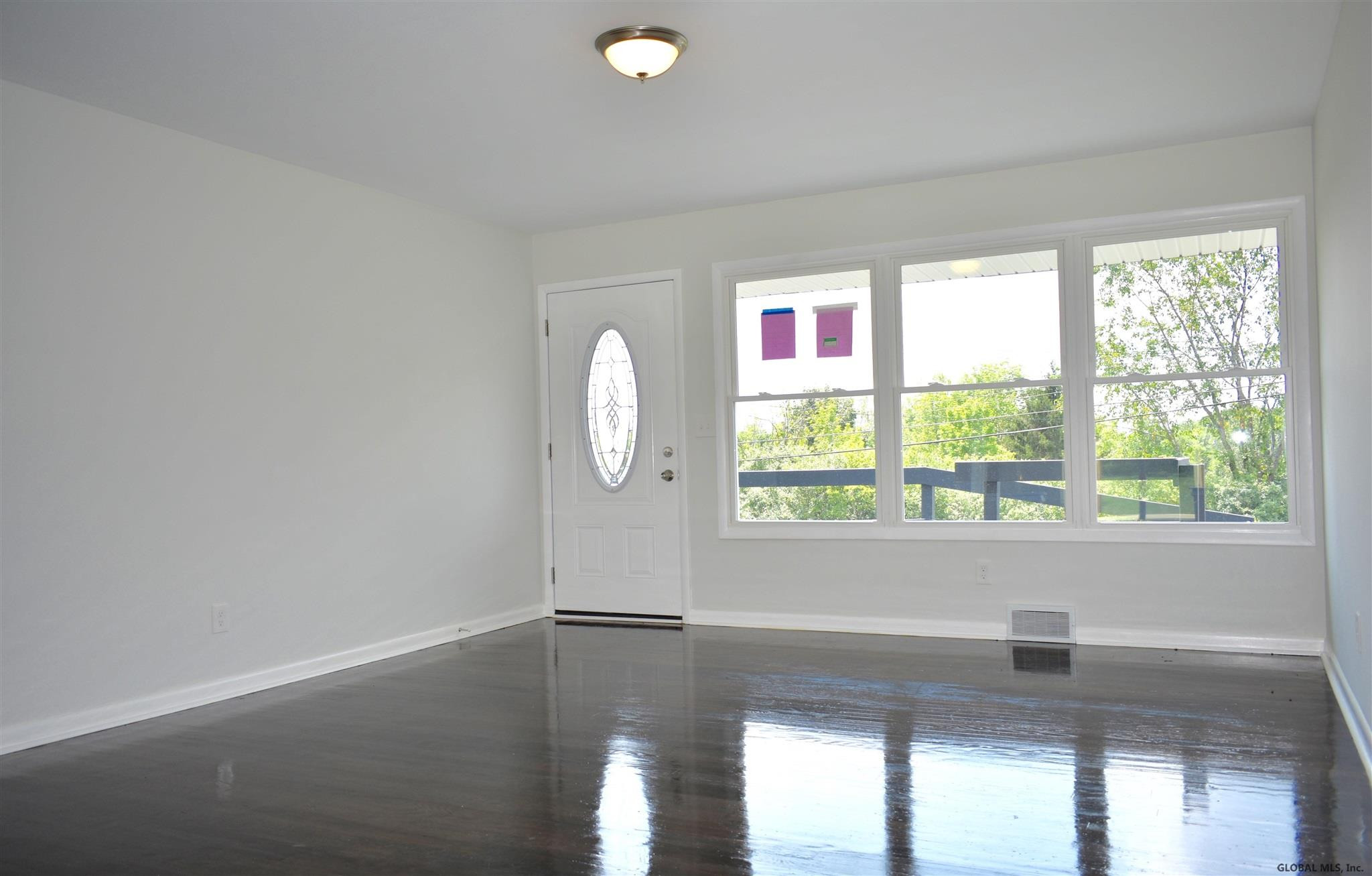 378 Scotch Ridge Road Rotterdam, NY 12306 - Photo 3 of 28 Photo 3