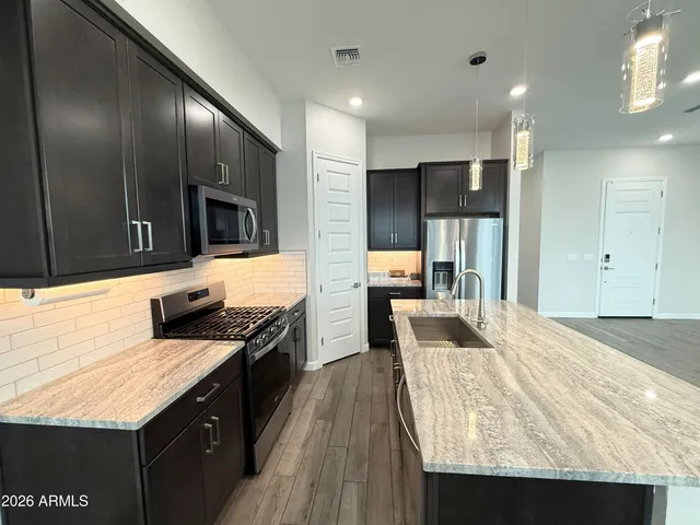 $3,200 | 17050 North 50th Place, Scottsdale, AZ 85254