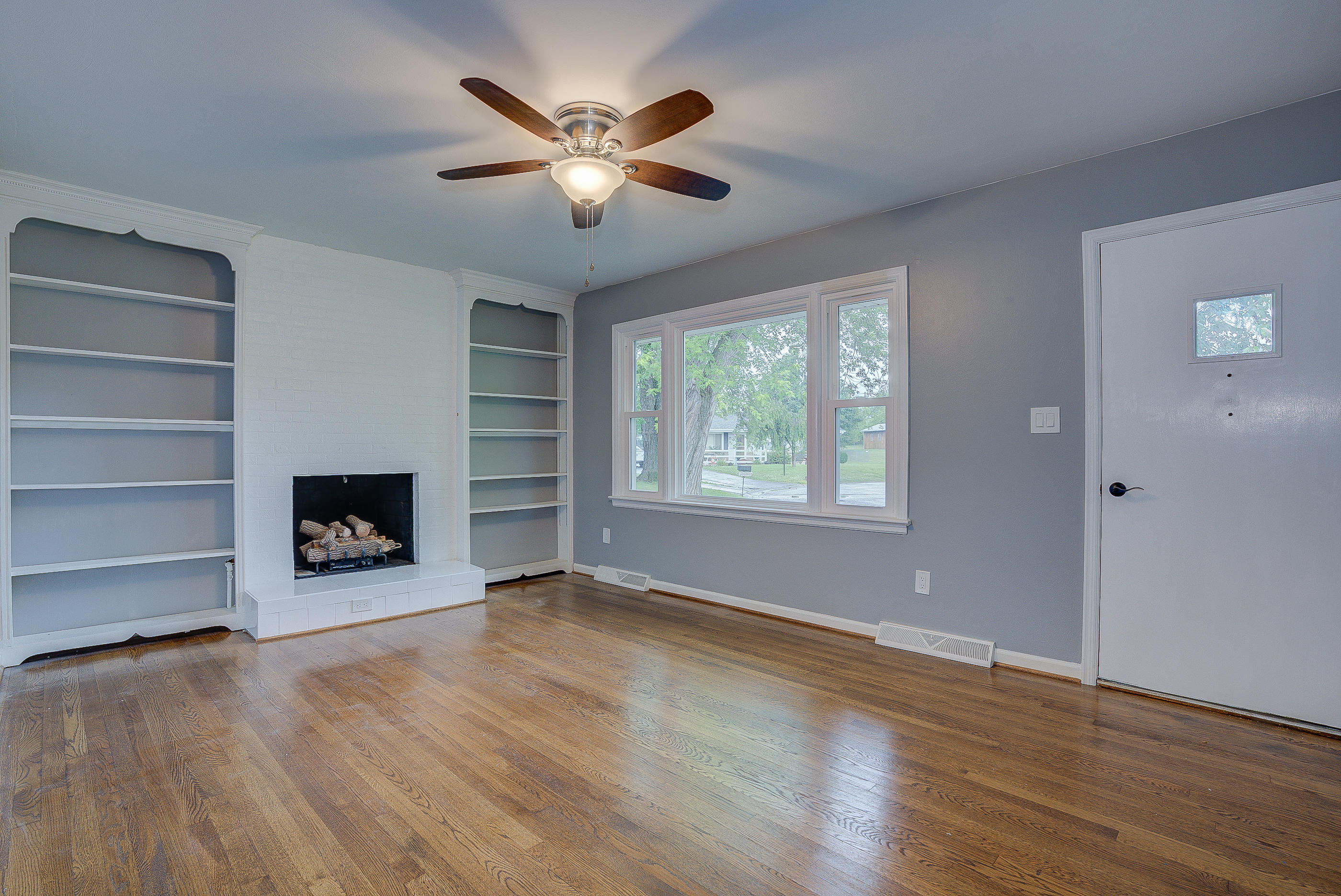 516 Decatur Drive Salem, VA 24153 - Photo 3 of 46 2