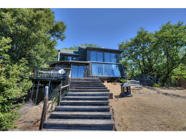 18554 Favre Ridge Road Los Gatos, CA 95033 - Photo 20 of 21 a view of outdoor seating space
