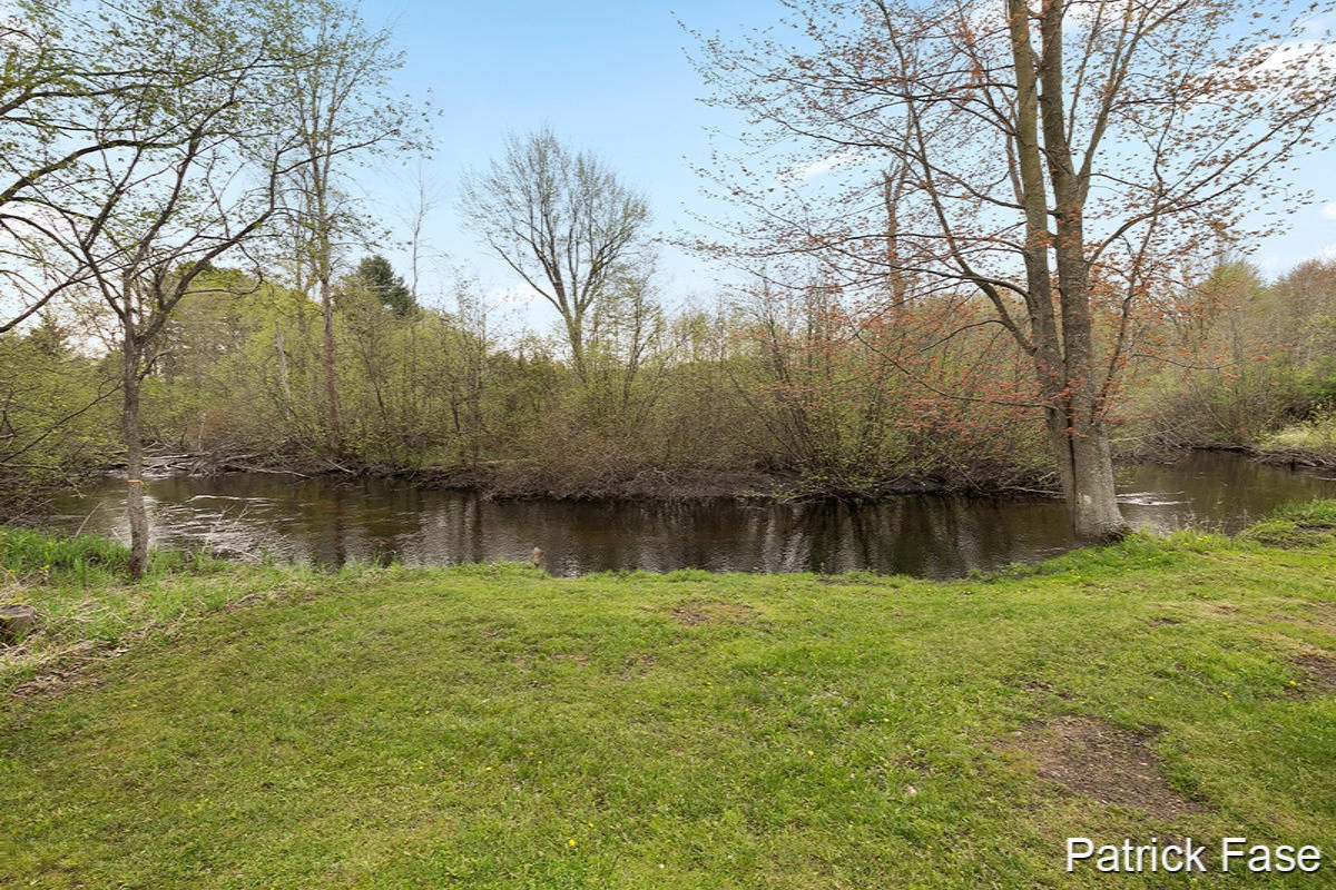 8788 9 Mile Road Mecosta, MI 49332 - Photo 29 of 36 IMG_1025