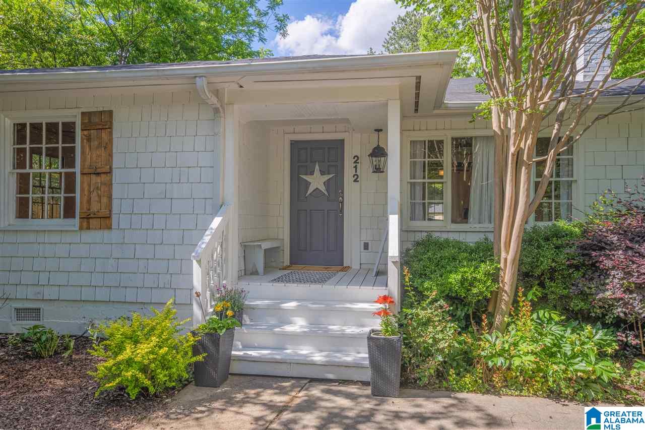 212 Raleigh Avenue Birmingham, AL 35209 - Photo 2 of 36