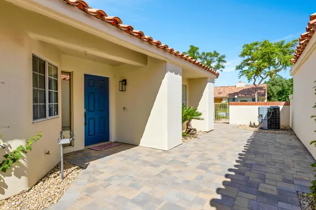 $4,800 | 77707 Calle Las Brisas South, Palm Desert, CA 92211
