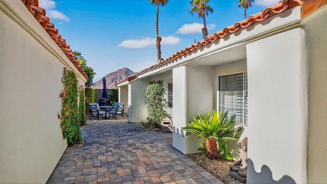 $4,800 | 77707 Calle Las Brisas South, Palm Desert, CA 92211
