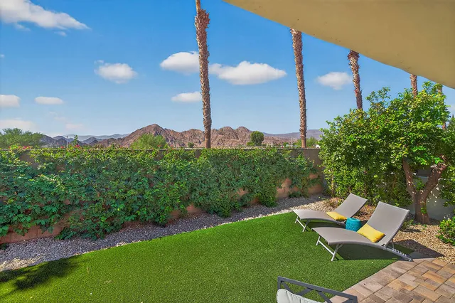 $4,800 | 77707 Calle Las Brisas South, Palm Desert, CA 92211