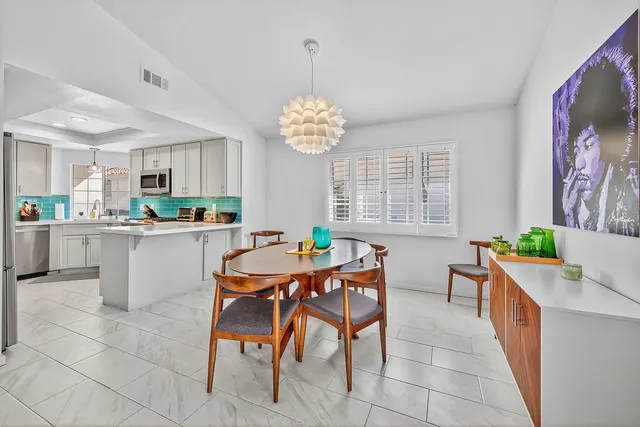 $4,800 | 77707 Calle Las Brisas South, Palm Desert, CA 92211