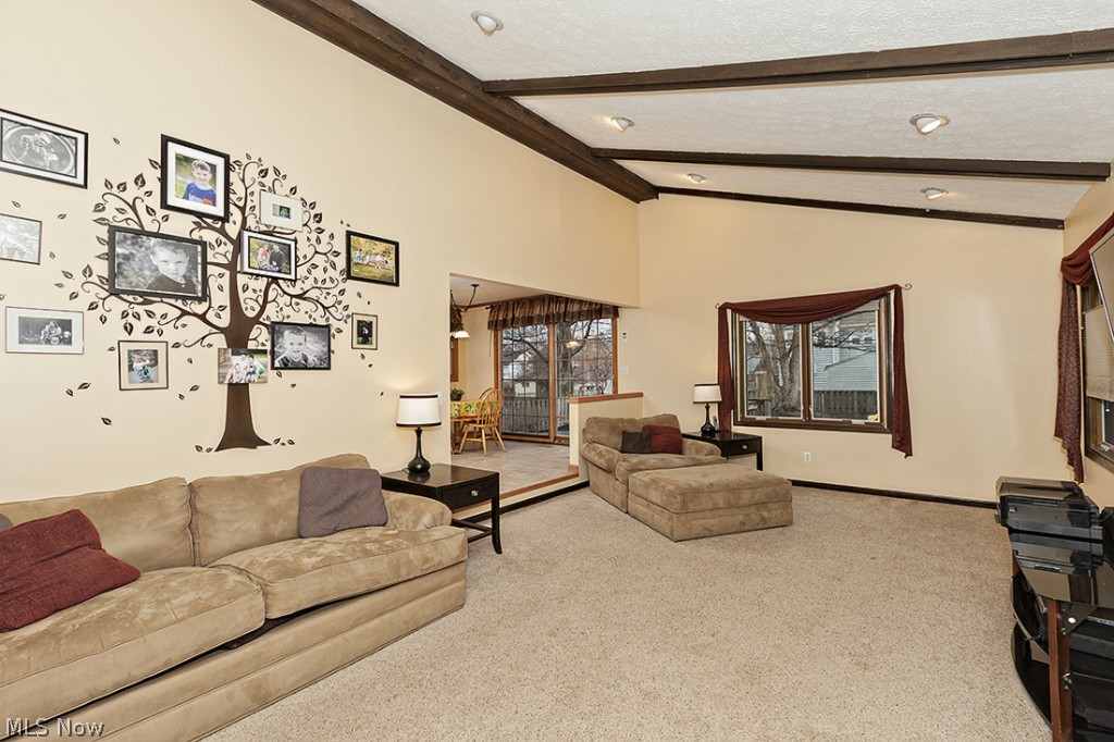 4935 Westbourne Road Cleveland, OH 44124 - Photo 8 of 25 Gallery Image 8
