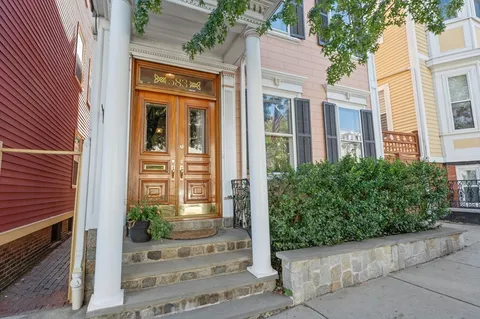 $2,099,000 | 583 East Broadway, Boston, MA 02127